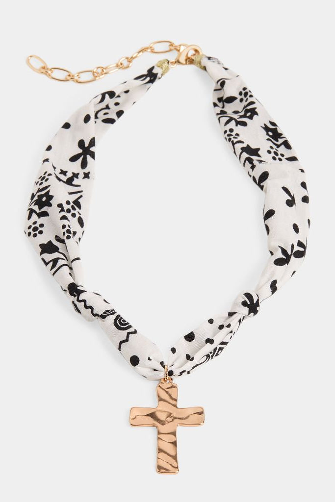 Silas Necklace