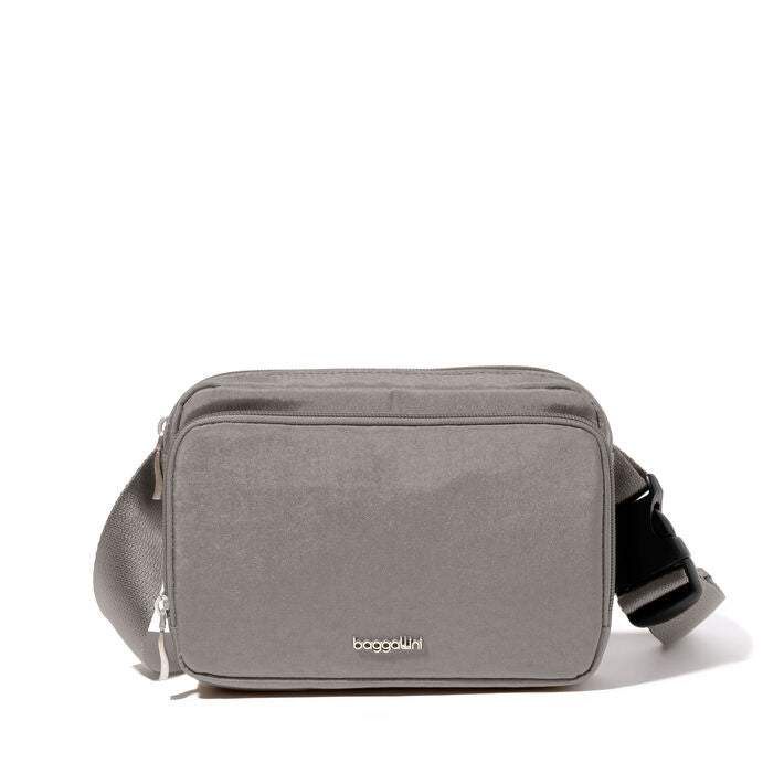 Baggallini Modern Belt Bag