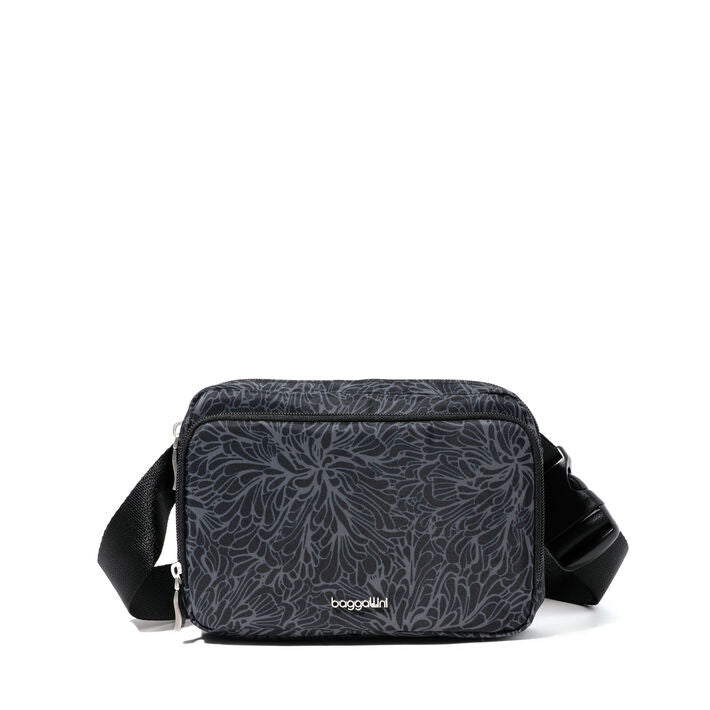 Baggallini Modern Belt Bag