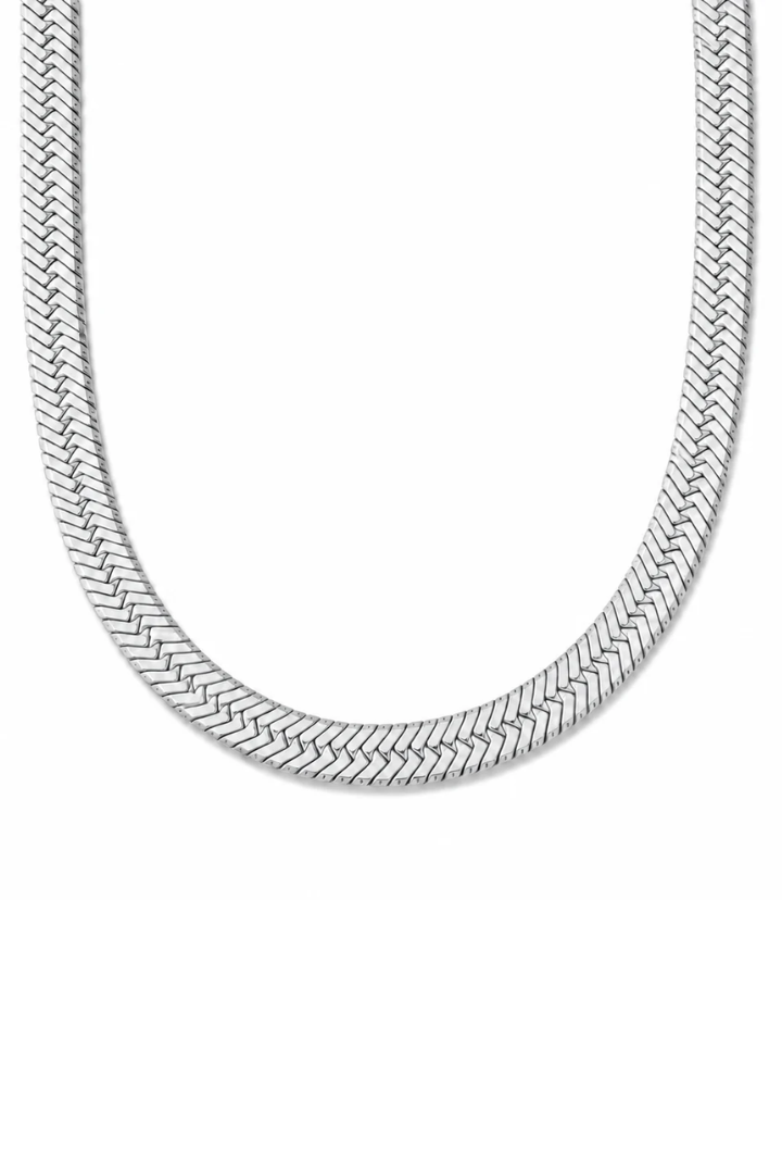Ellie Vail Paola Herringbone Chain Necklace