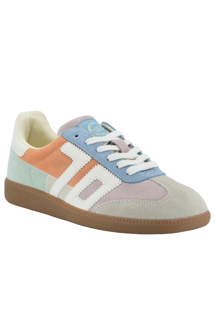 Back 70 Squid Sneaker