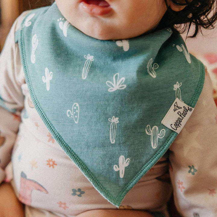Cheyenne Bandana Bib Set