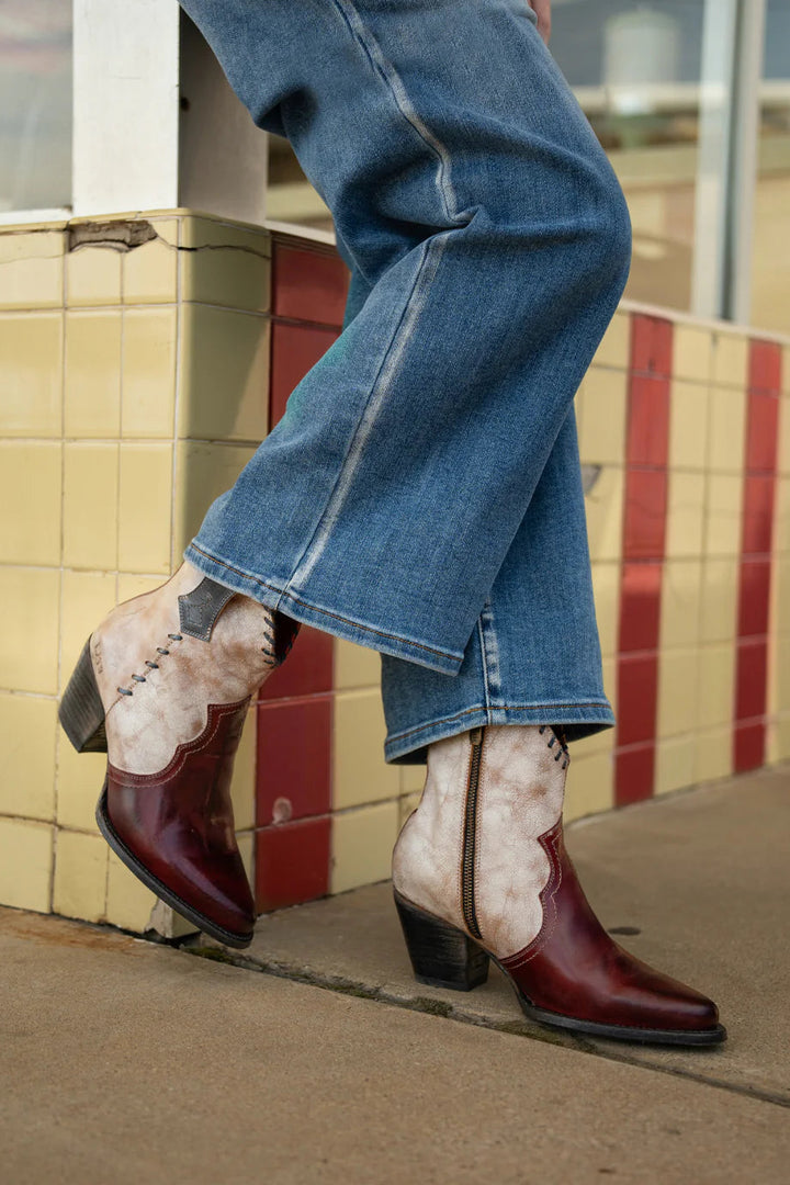 Bedstu Baila ii Boot