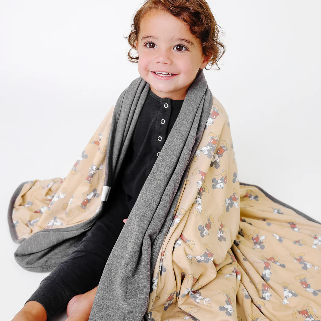 Mickey Mouse Stretchy Quilt