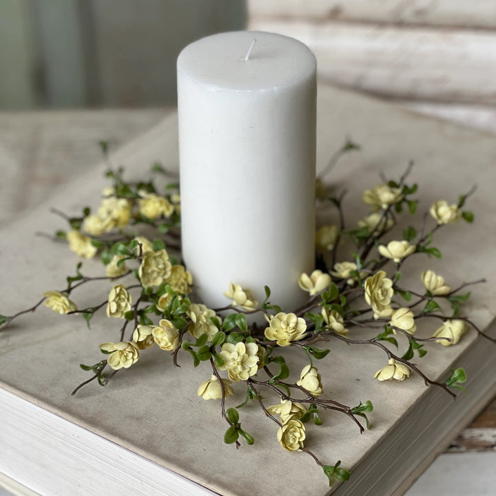 Quince Blooms Candle Ring