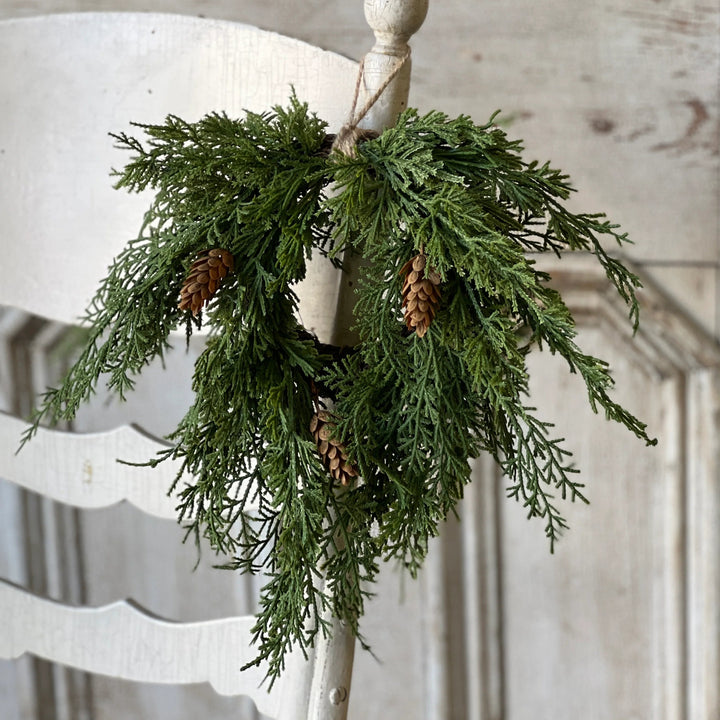 Cedar Pinecone Mini Hanging Wreath 