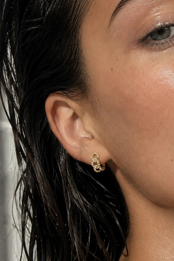 Ellie Vail Anika Chain Huggie Hoop Earring