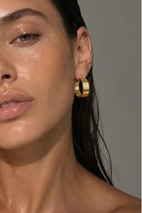 Ellie Vail Lia Wide Hoop Earring