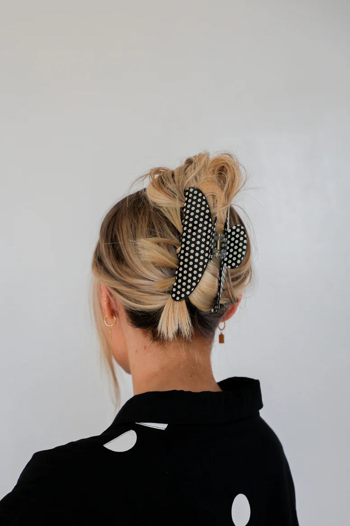 Kaxi Polka Dot Claw
