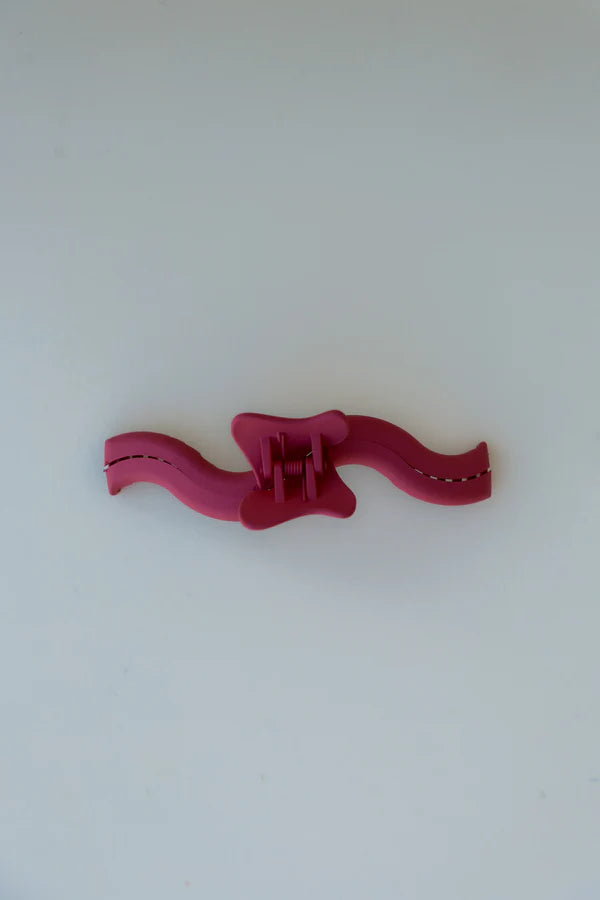 Wavy Original Hold Everything Claw