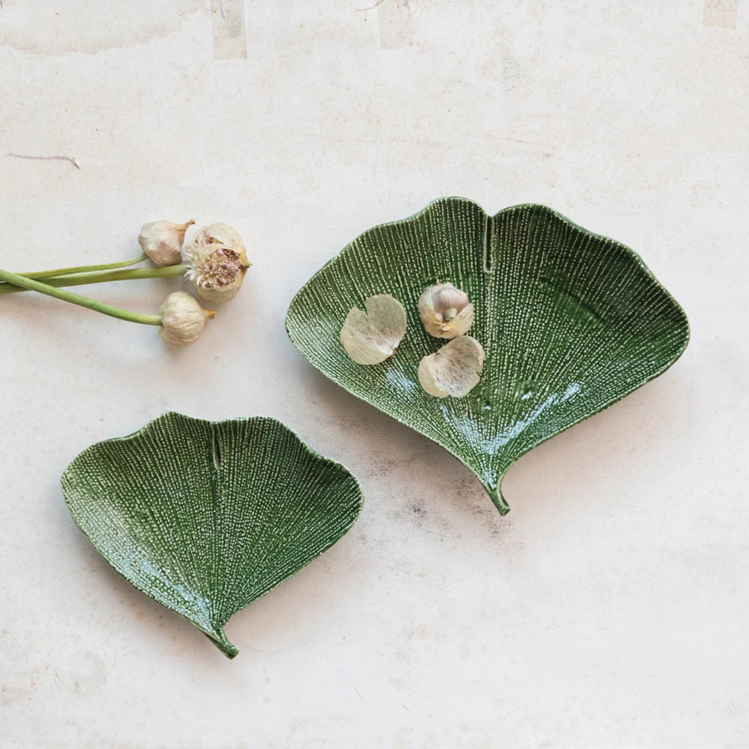 Green Ginkgo Leaf Stoneware Dish