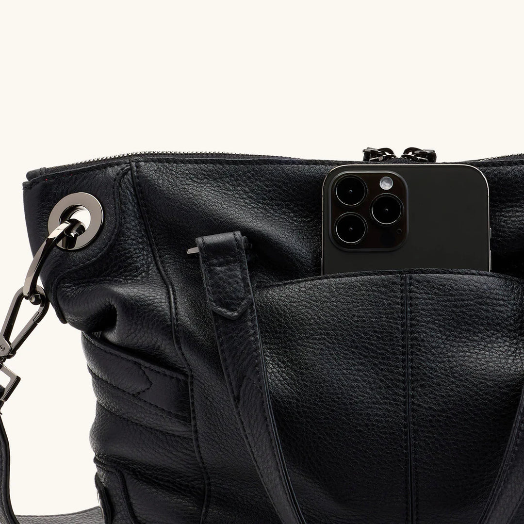 Hammitt Daniel Med Shoulder Bag