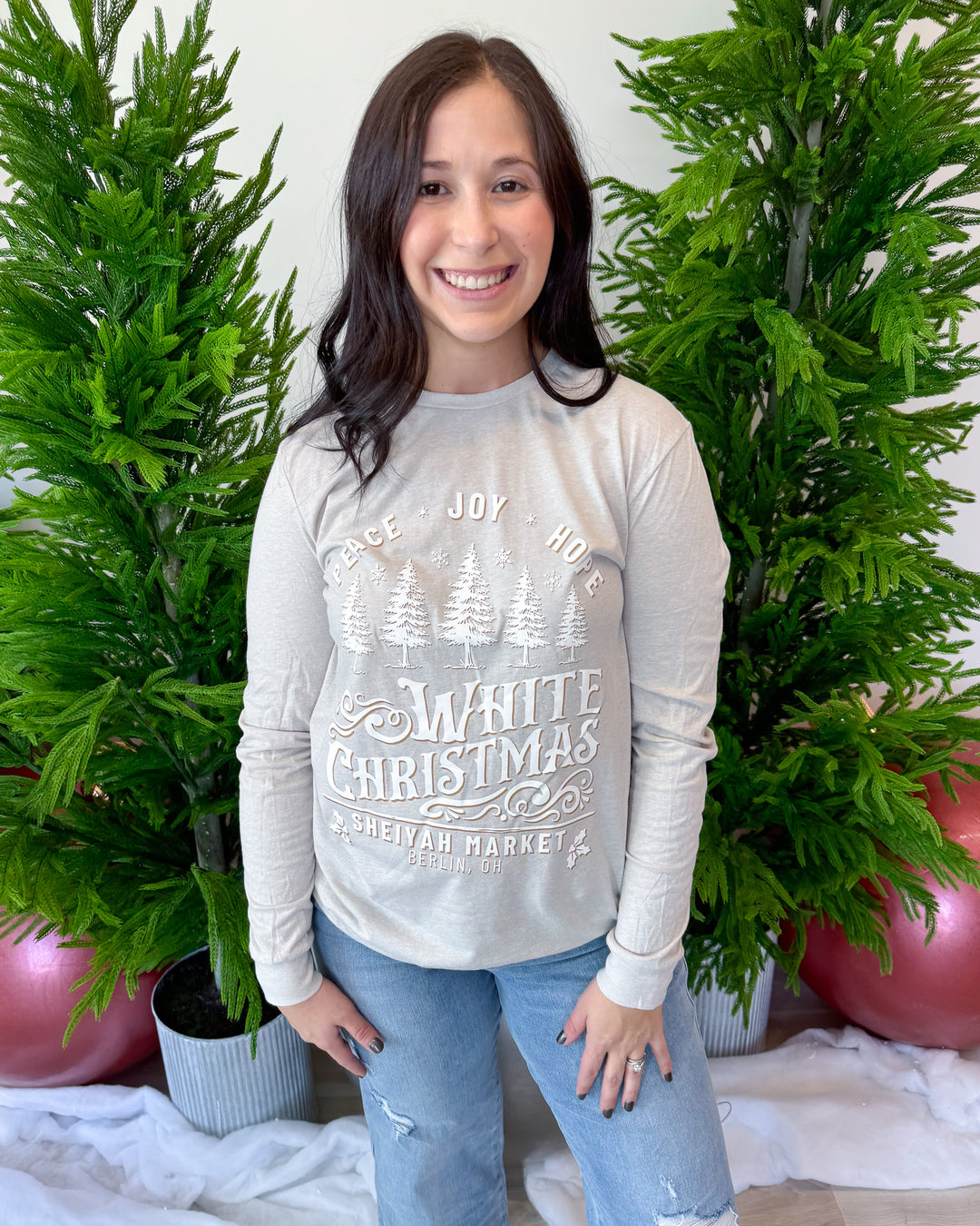 Sheiyah Market White Christmas Tee