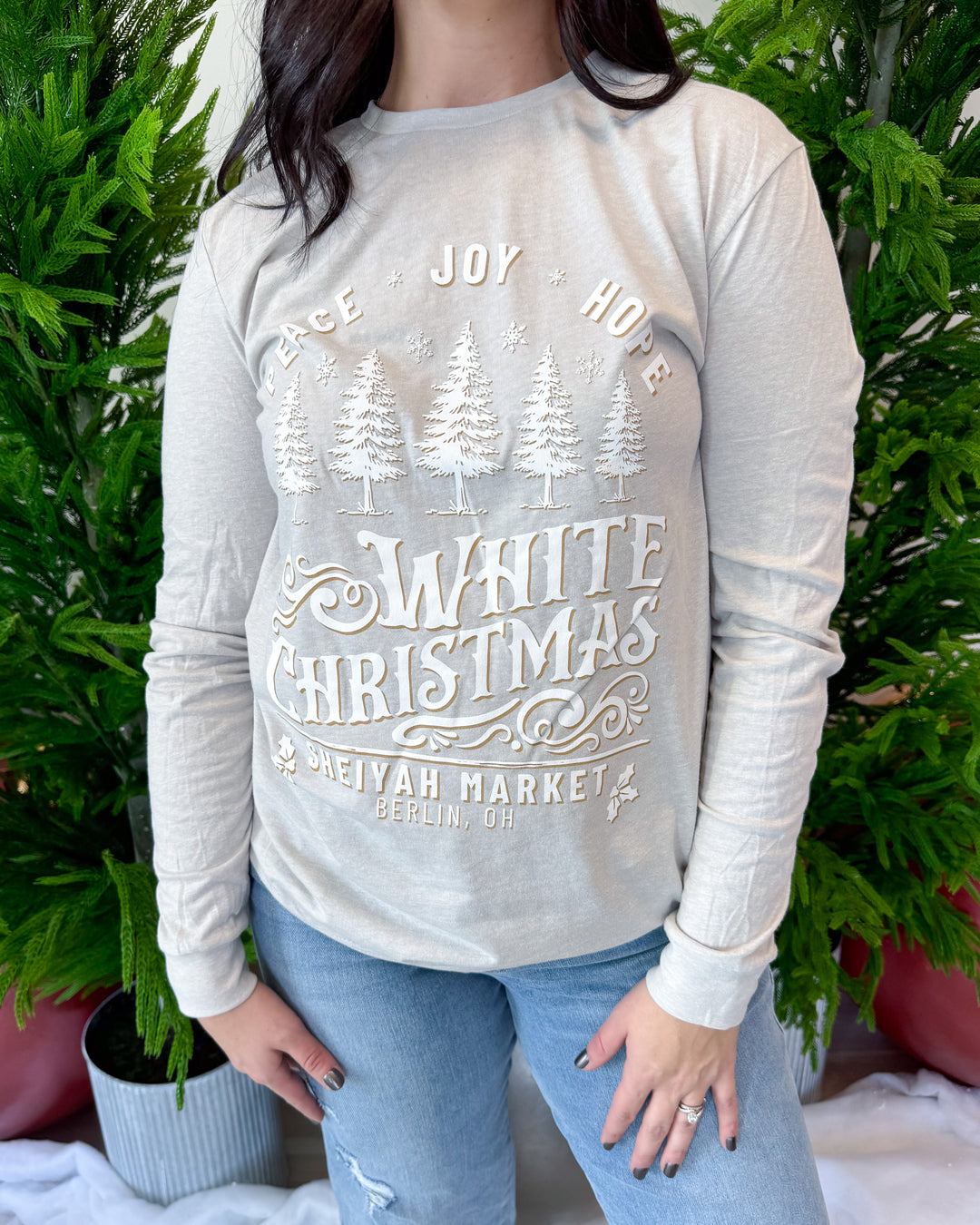 Sheiyah Market White Christmas Tee Curvy