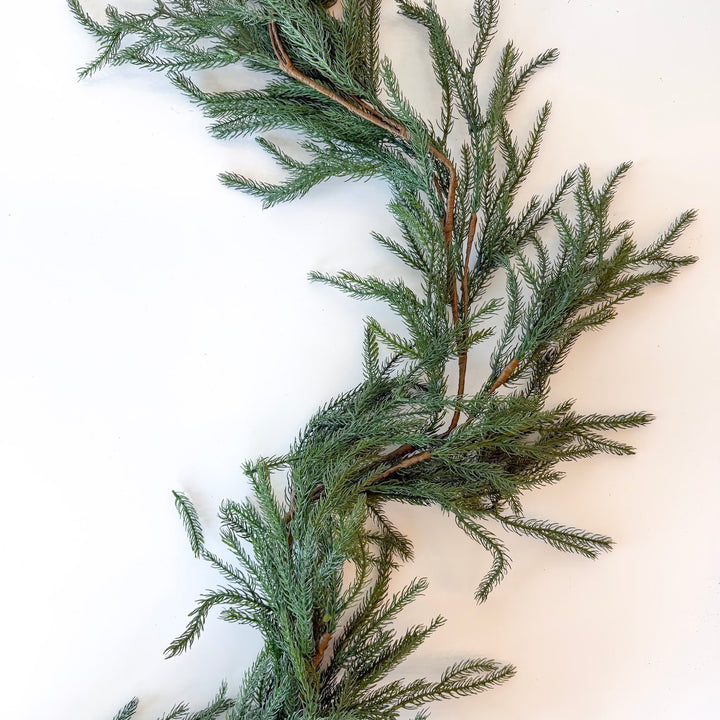 Victoria Skinny Pine Garland