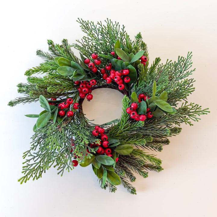 Mixed Cedar & Berry Bunch Candle Ring