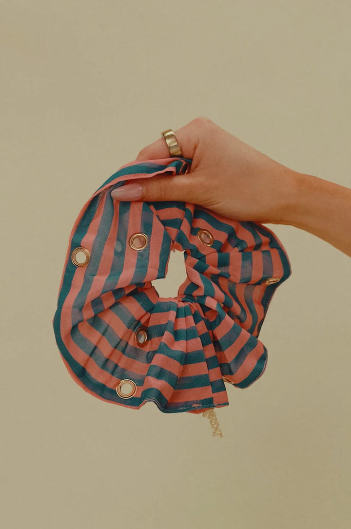 Kaxi Cool Mom Grommet Scrunchie