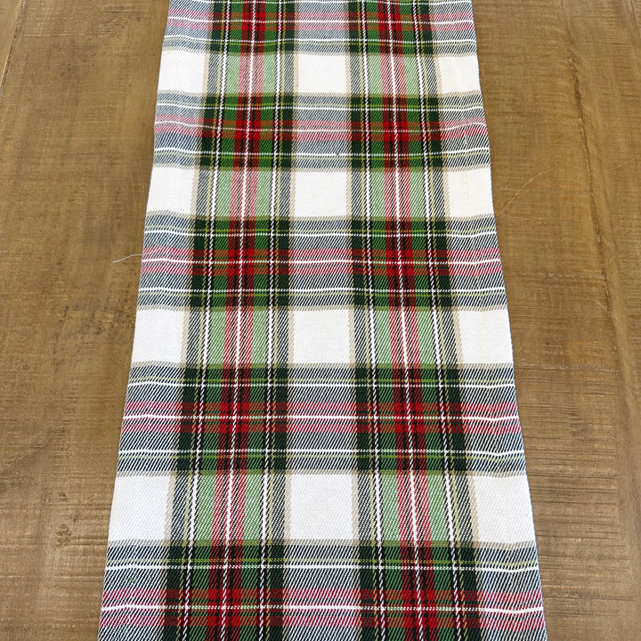 Balsam Berry Table Runner