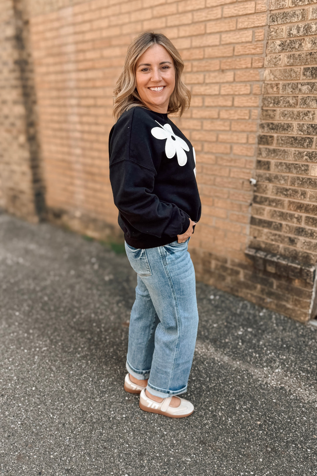 Daisy Days Sweatshirt