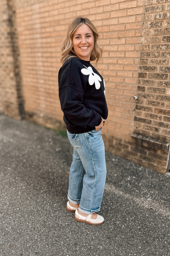 Daisy Days Sweatshirt