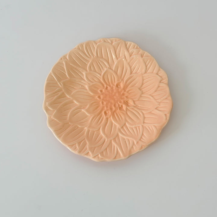 Embossed Flower Plate