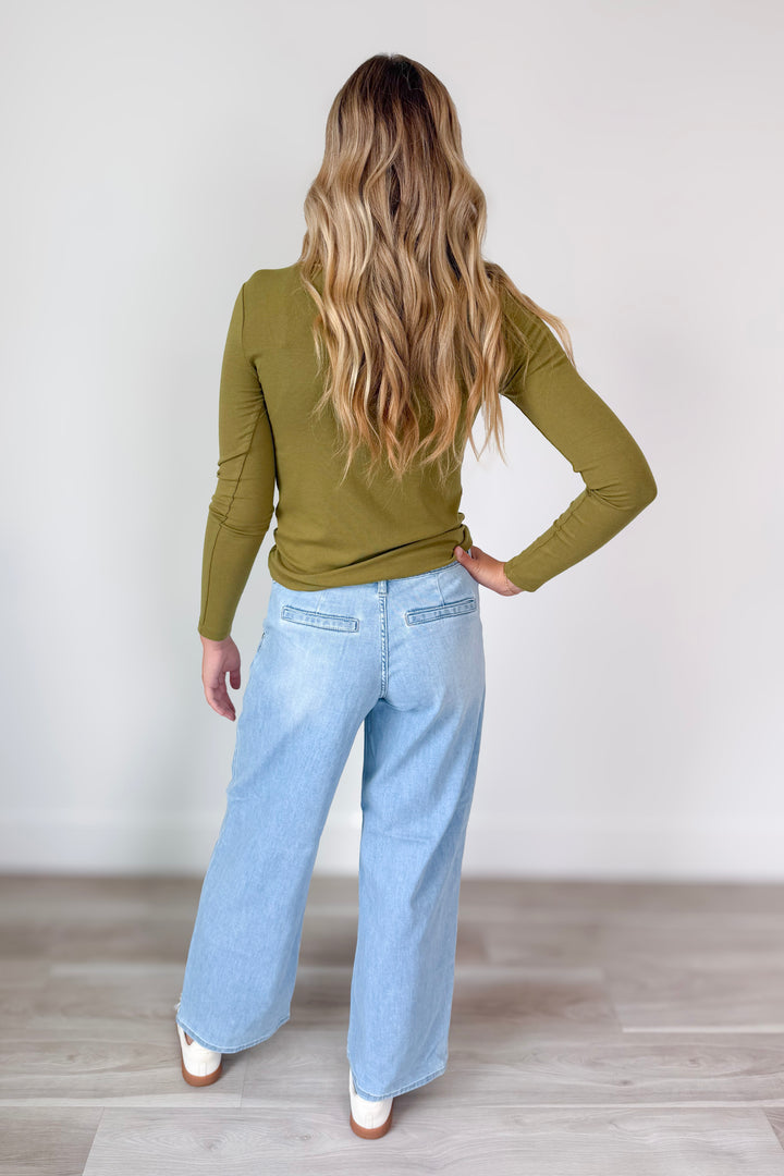 Basic Is Best Top