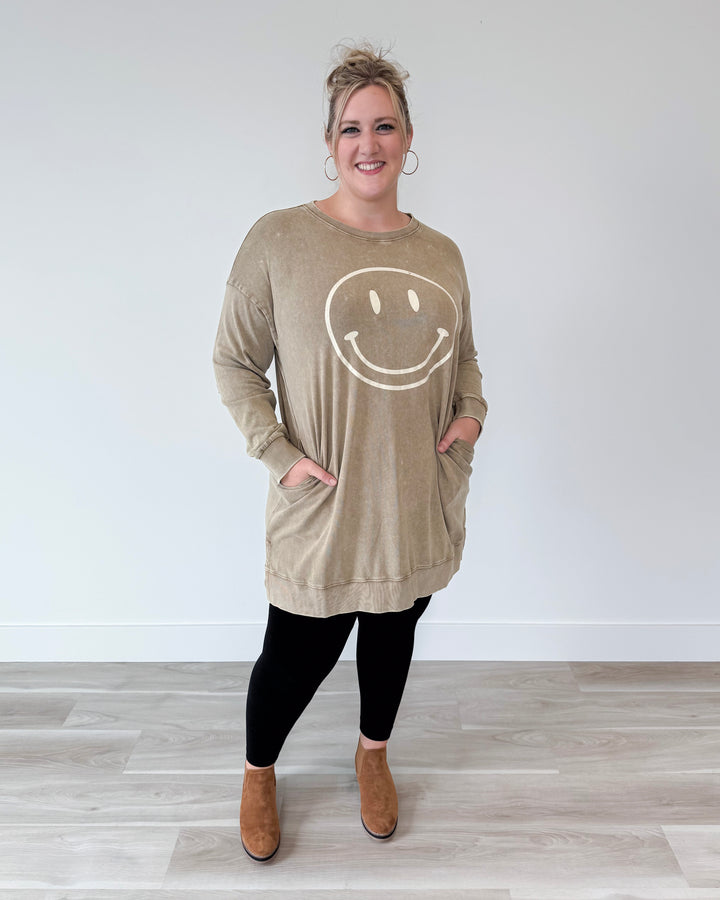 Smiley Dress Curvy