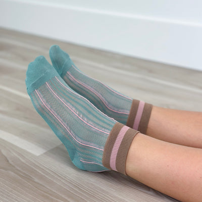 Retro Striped Sheer Anklet Socks