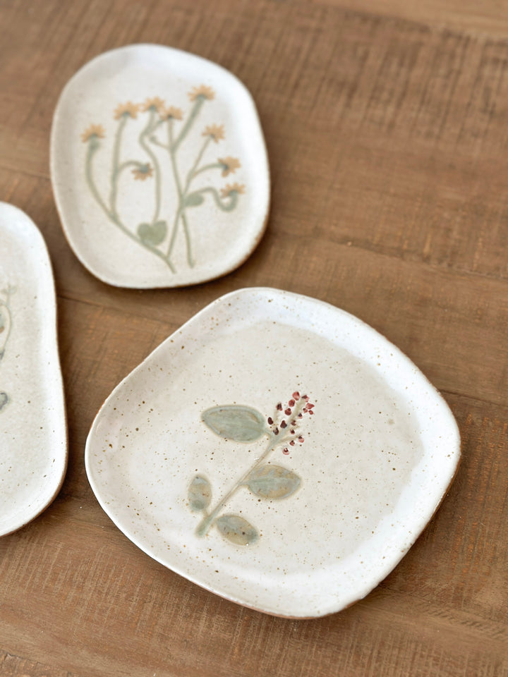 Speckled Floral Stoneware Plate