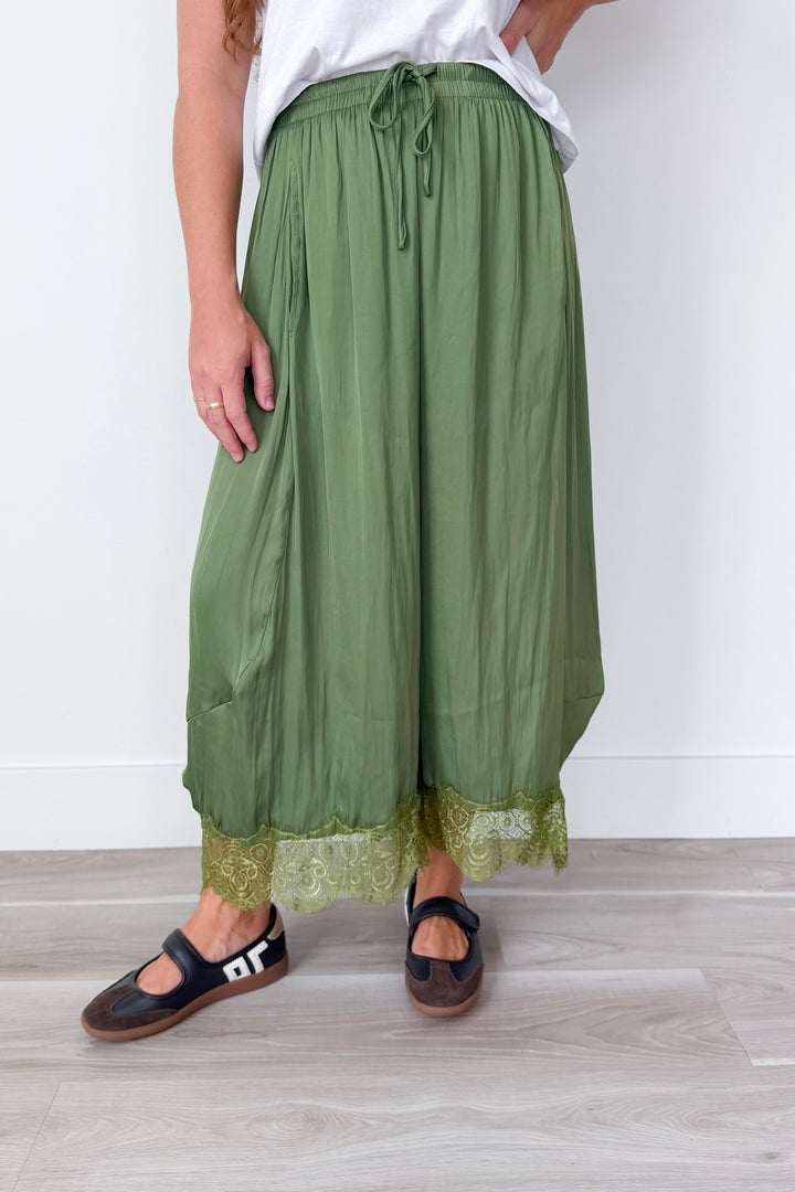 Simple Moments Pant