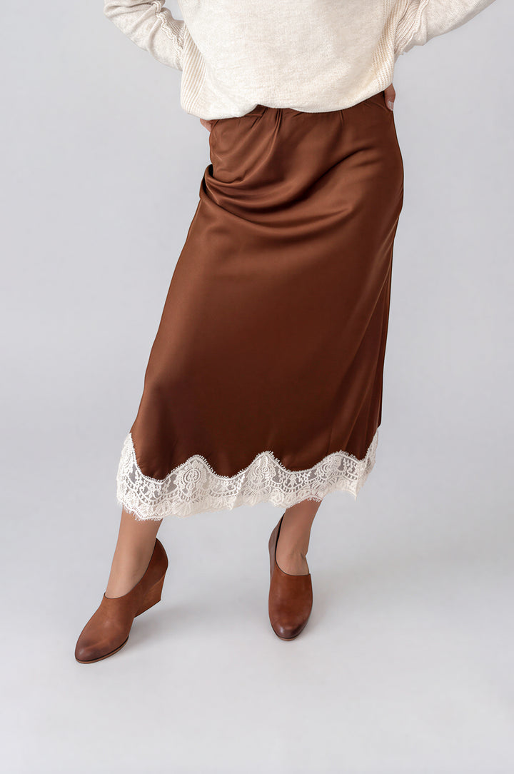 Around Town Skirt Curvy