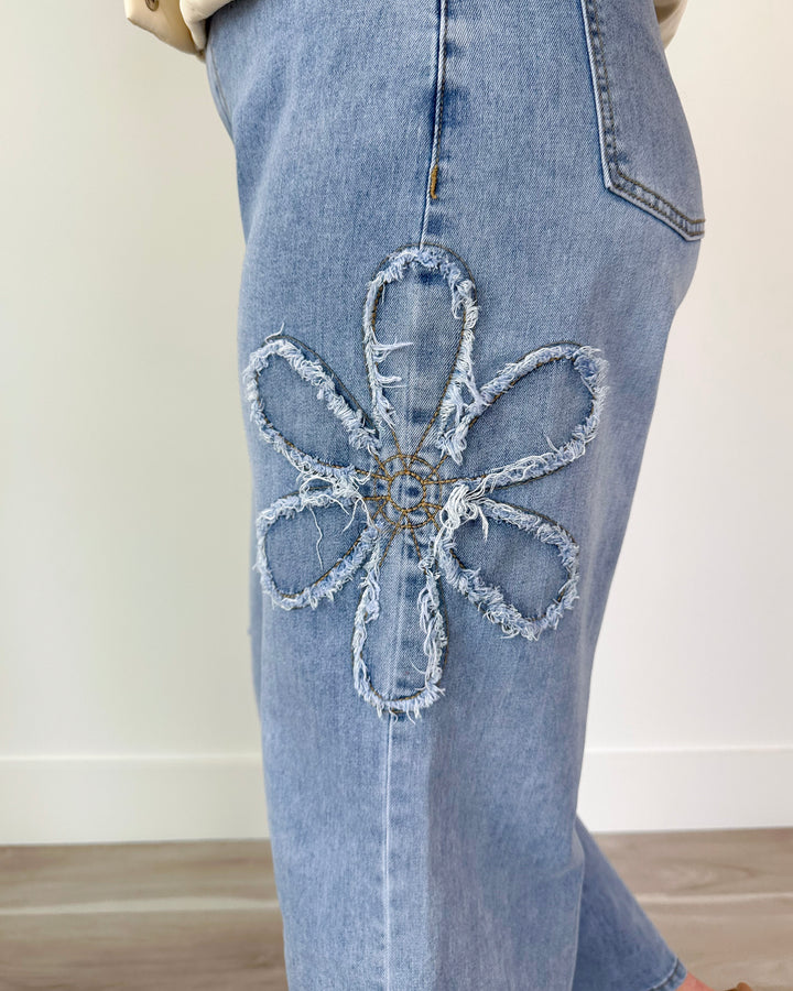 Easel Flower Power Denim