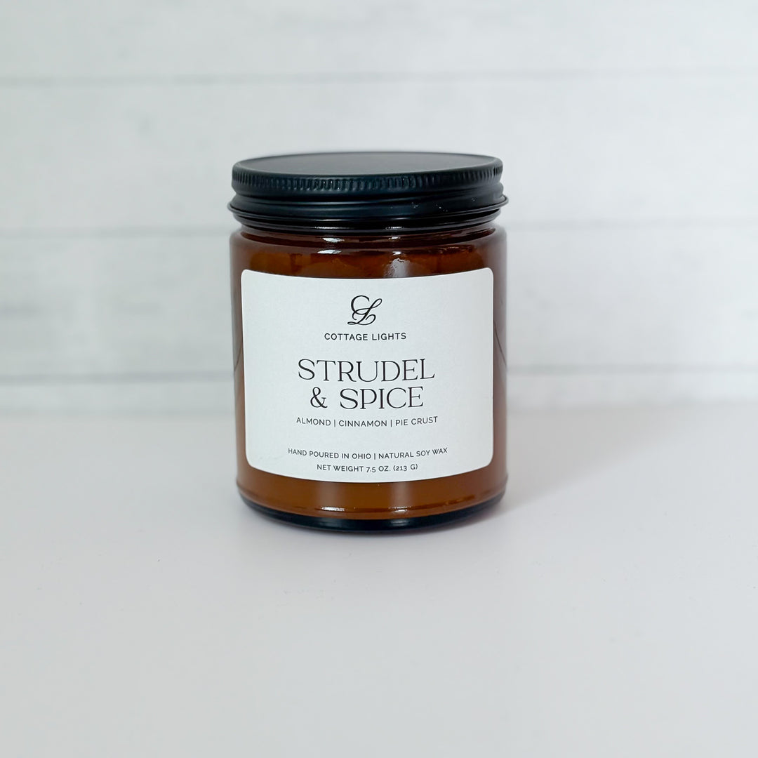 Strudel & Spice Amber Soy Candle