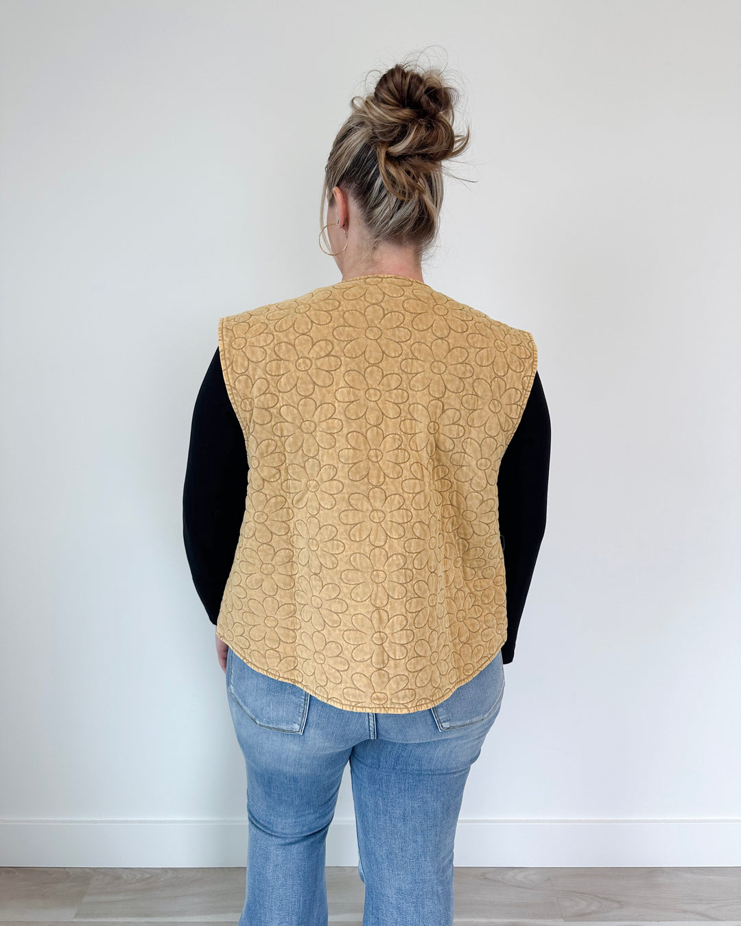 Caramel Latte Vest Curvy