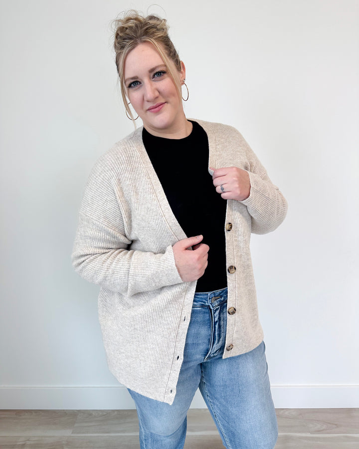 High Ambitions Cardigan Curvy