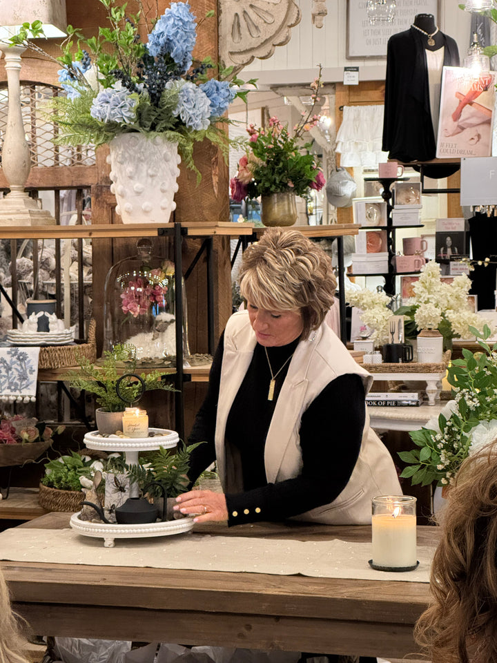 Girls Night Out Ticket 2026