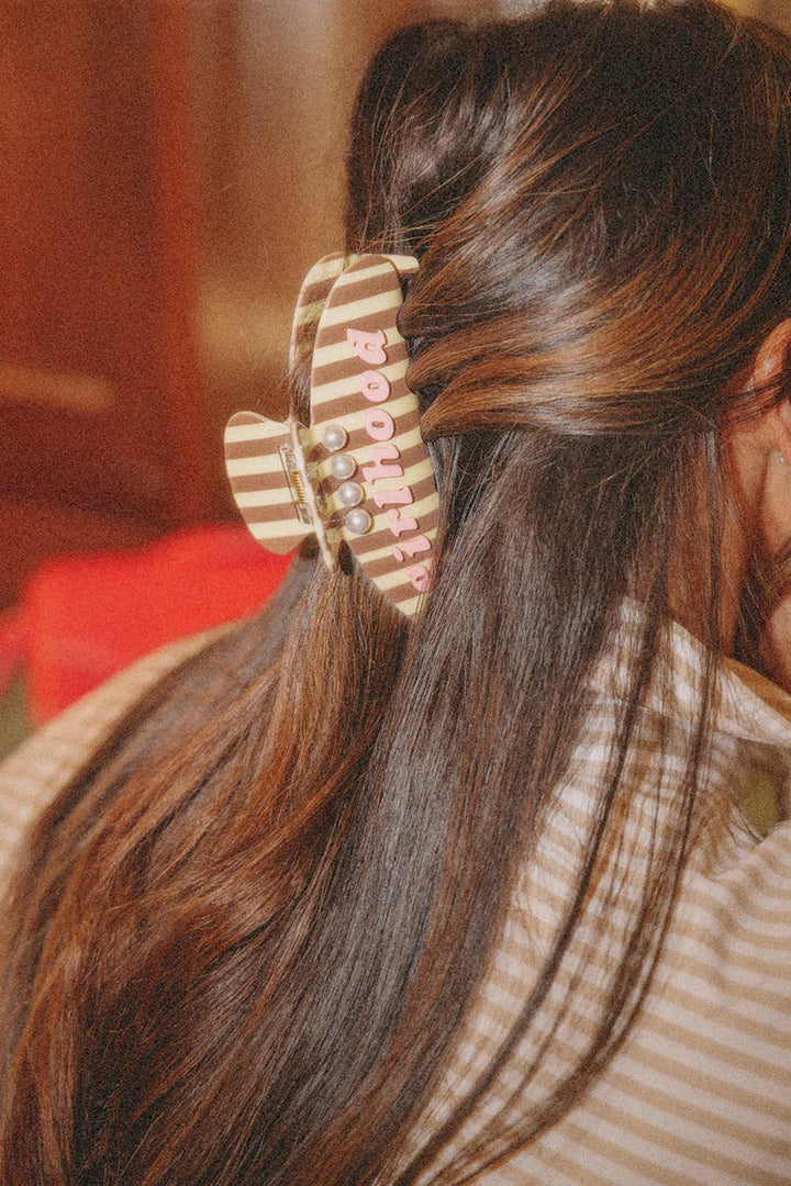 Kaxi Girlhood Oversized Claw