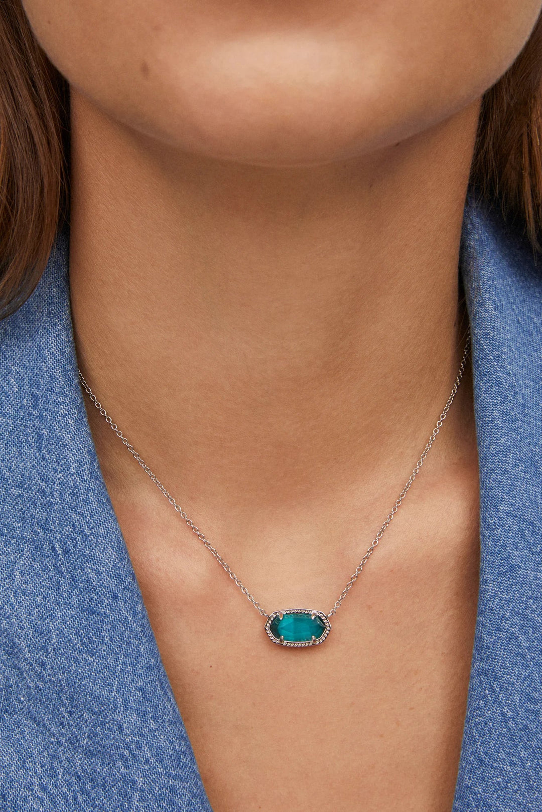 Kendra Scott Elisa Short Pendant Necklace