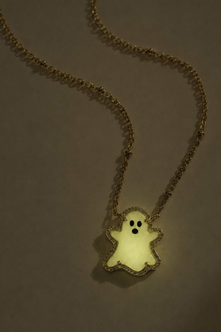 Kendra Scott Ghost Short Pendant Necklace