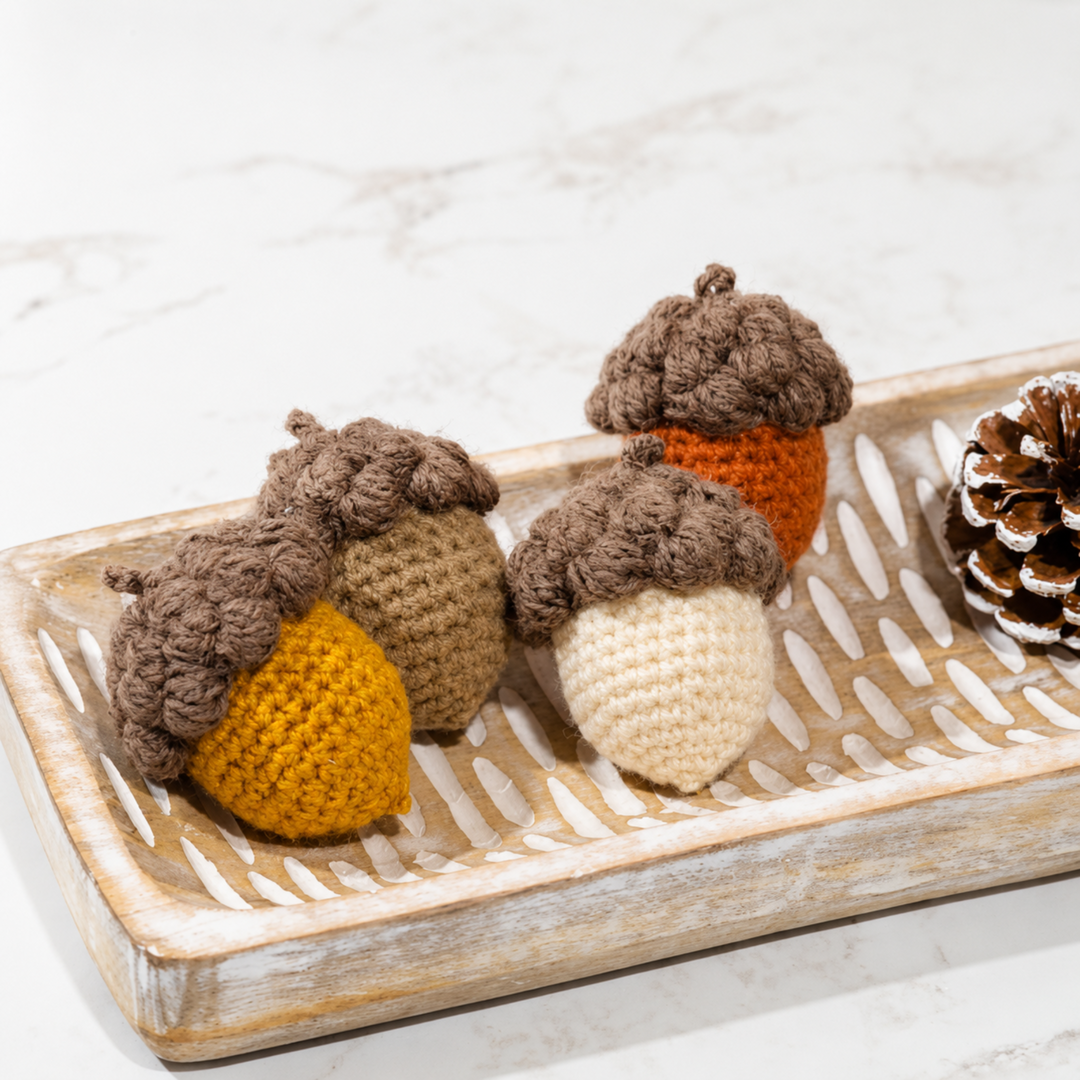 Knit Yarn Acorn Décor