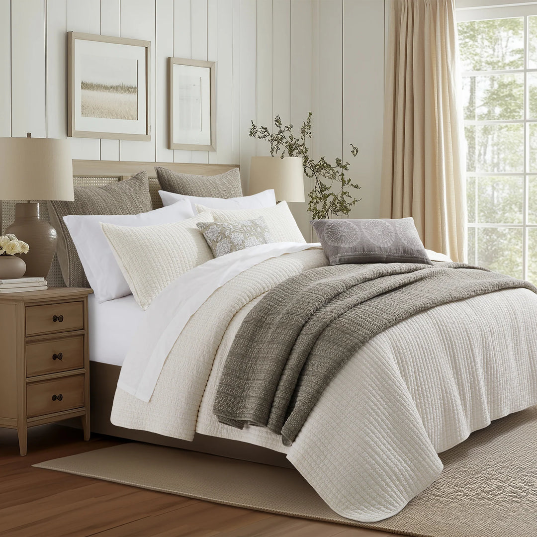 Loden Cream Quilt Set