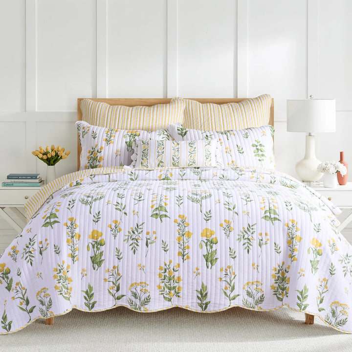 Yellow Daffodil Quilt Set