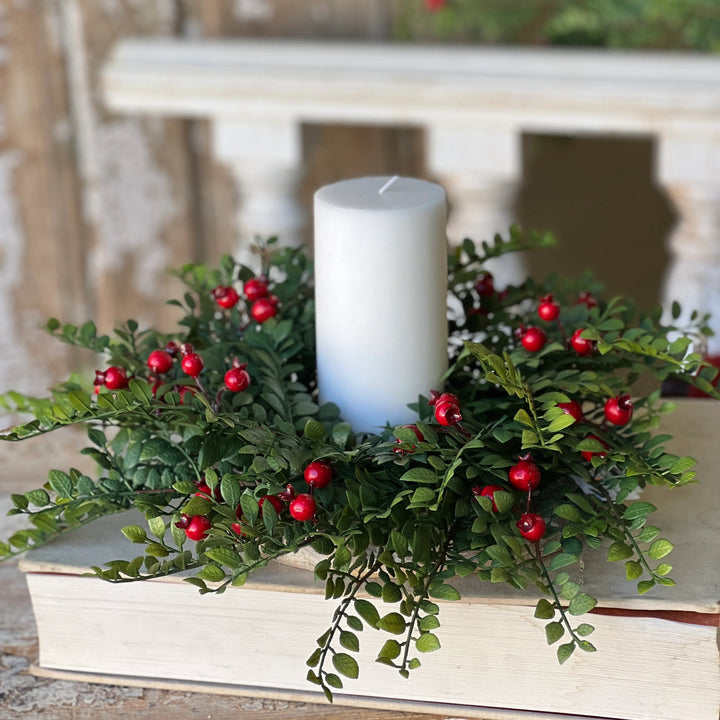 Lively Berry Bough Candle Ring