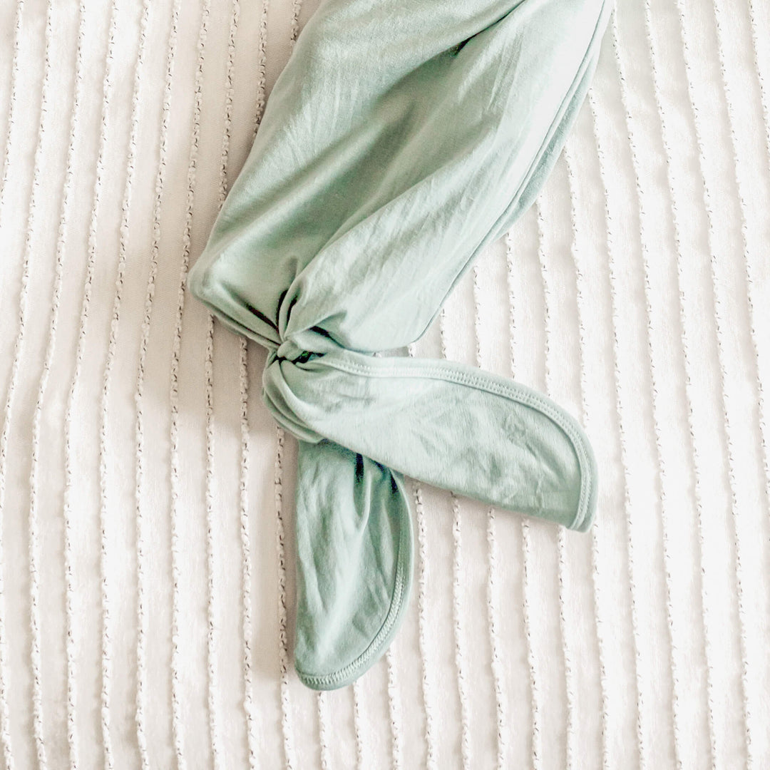 Briar Newborn Knotted Gown