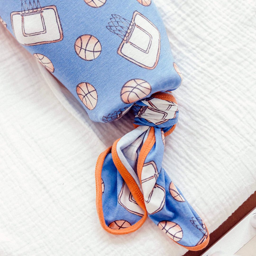 Dunk Newborn Knotted Gown