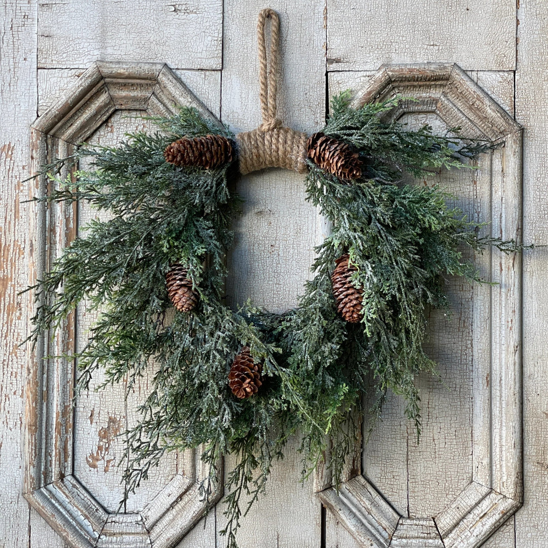 Silver Thread Cedar Hanging Wreath 