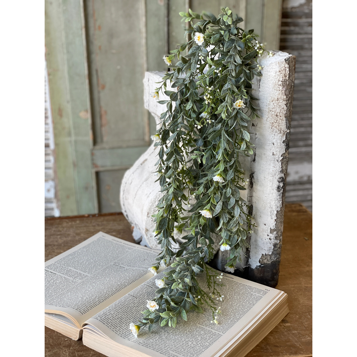 Starlight Veil Hanging Foliage