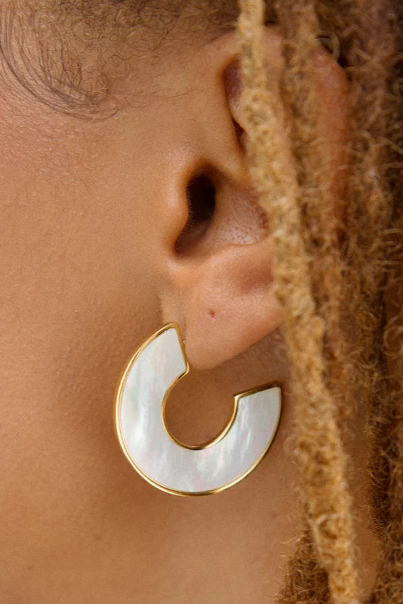 Ellie Vail Dua Mother Of Pearl Medium Hoop Earring