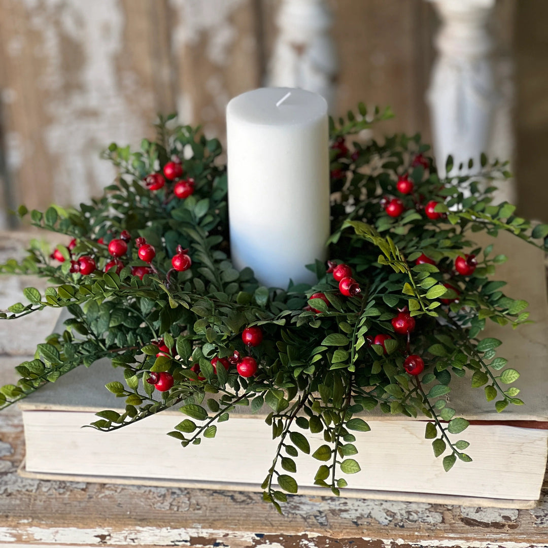 Lively Berry Boughs Candle Ring