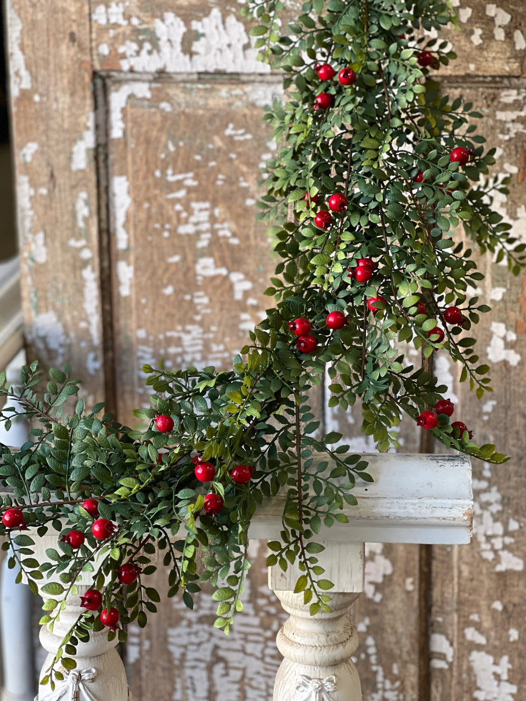 Lively Berry Bough Garland